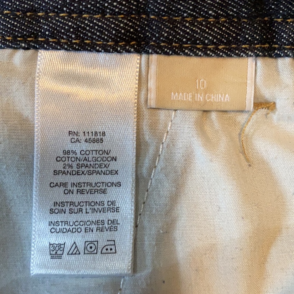 Michael Kors ladies jeans - Picture 2 of 4